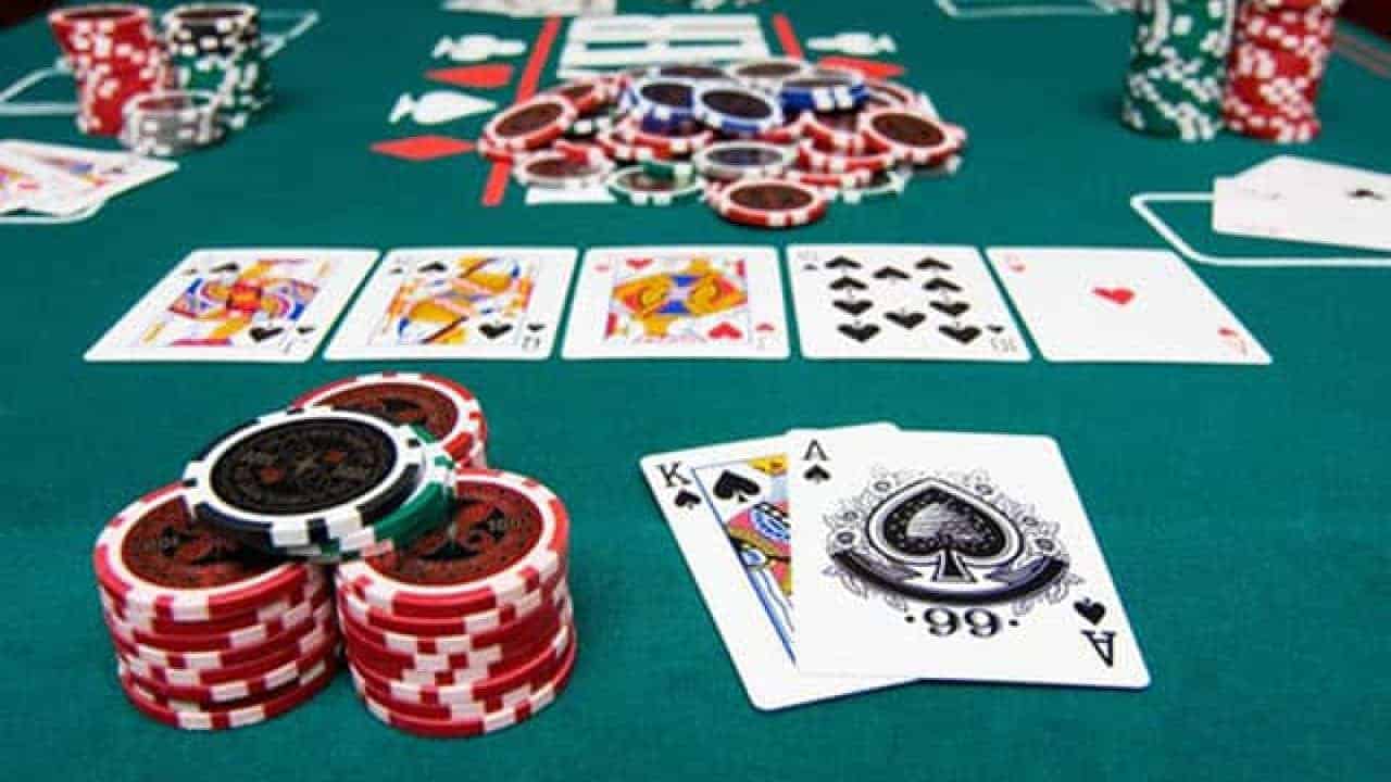 Blackjack khiến nhiều tay chơi mê mẩn khi đến với sòng bạc