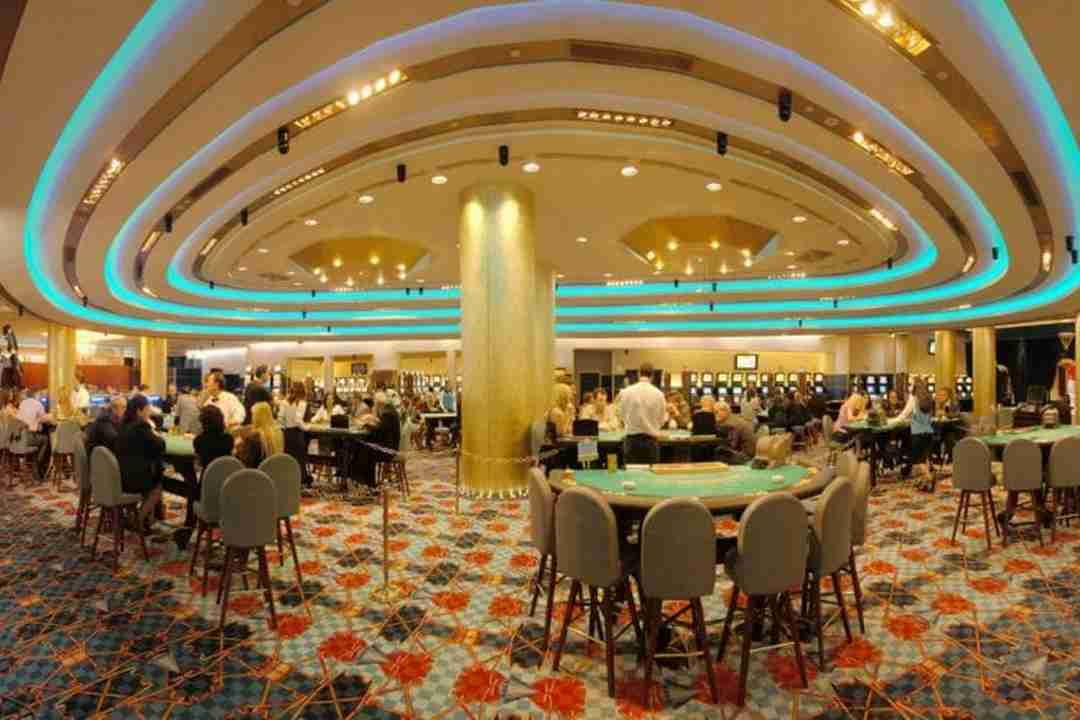 golden castle casino and hotel là khu vui chơi cá cược đẳng cấp